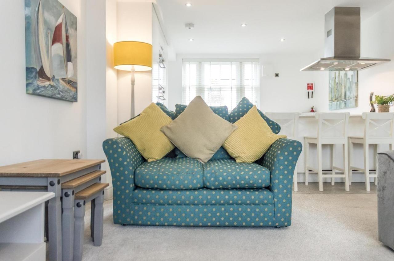 Milford Street - 5 Bedroom Luxurious Holiday Home - Saundersfoot Buitenkant foto