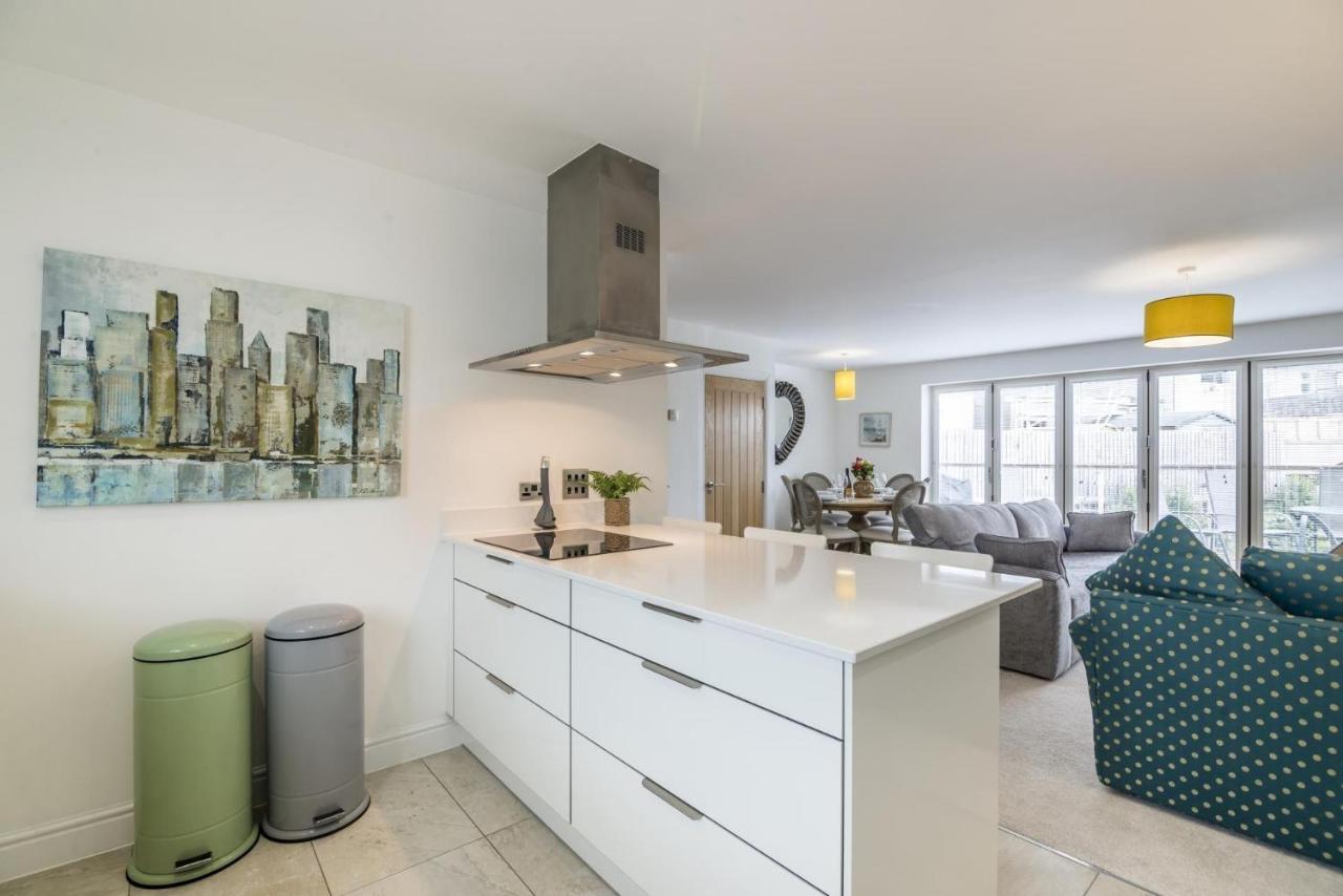 Milford Street - 5 Bedroom Luxurious Holiday Home - Saundersfoot Buitenkant foto