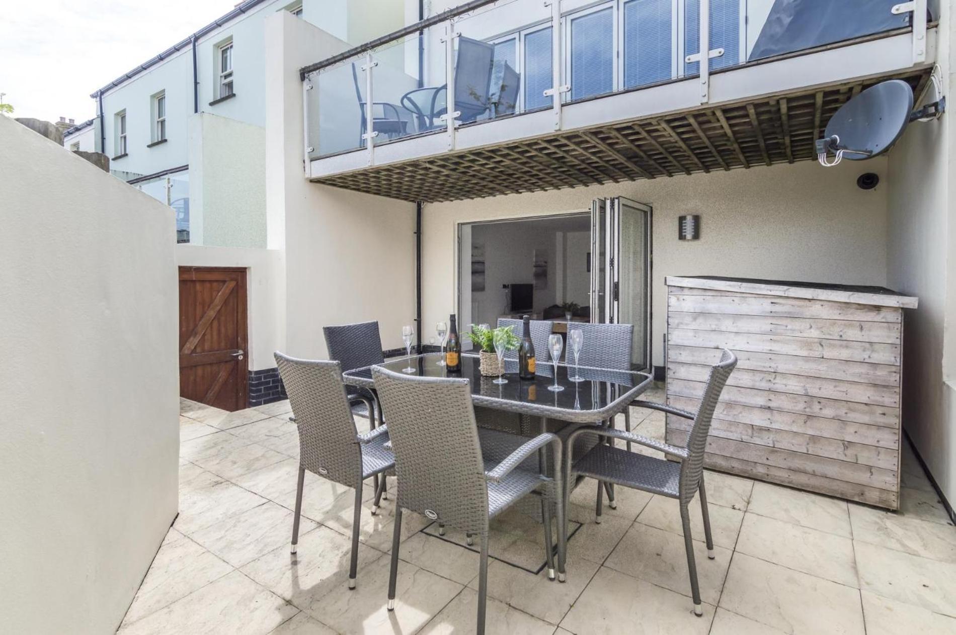Milford Street - 5 Bedroom Luxurious Holiday Home - Saundersfoot Buitenkant foto