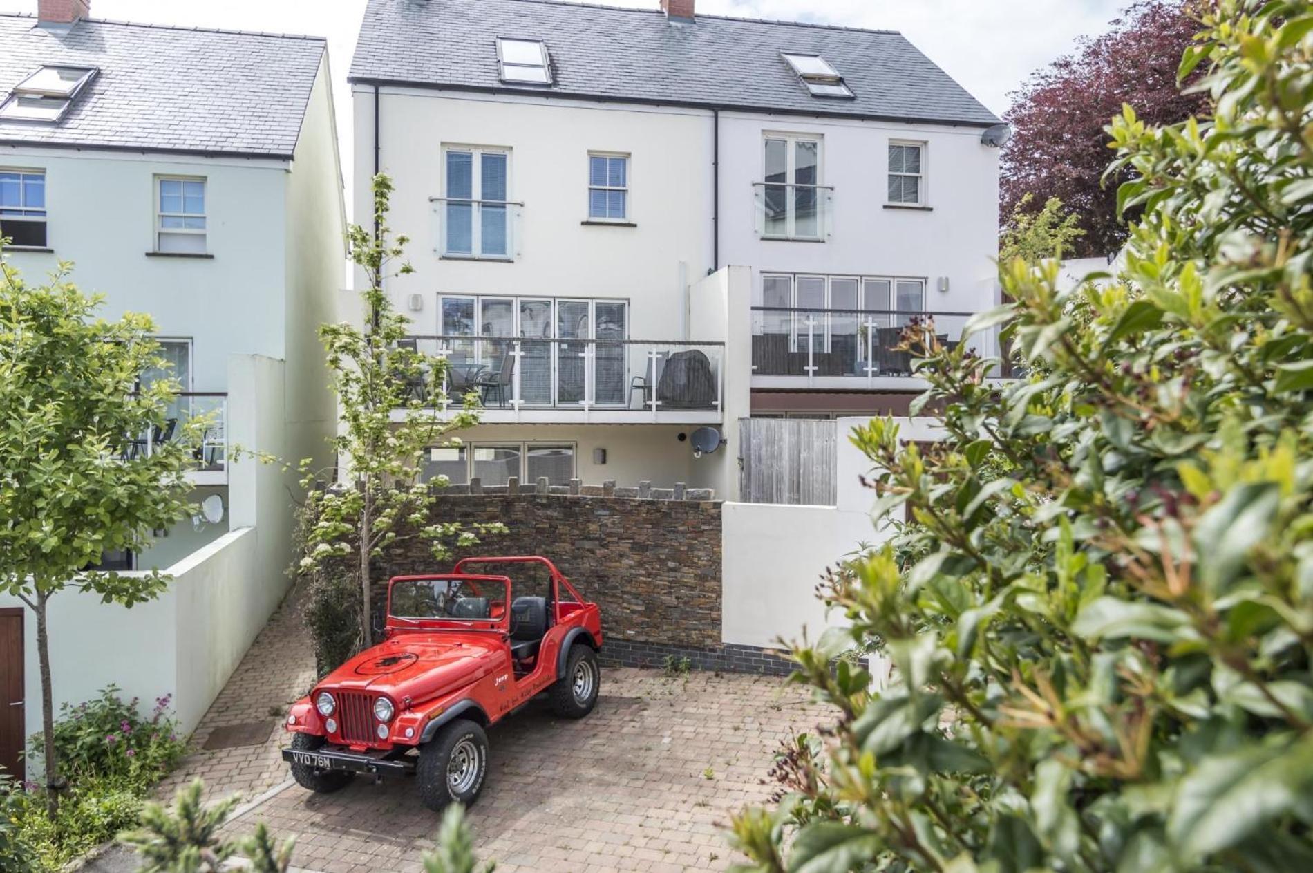 Milford Street - 5 Bedroom Luxurious Holiday Home - Saundersfoot Buitenkant foto